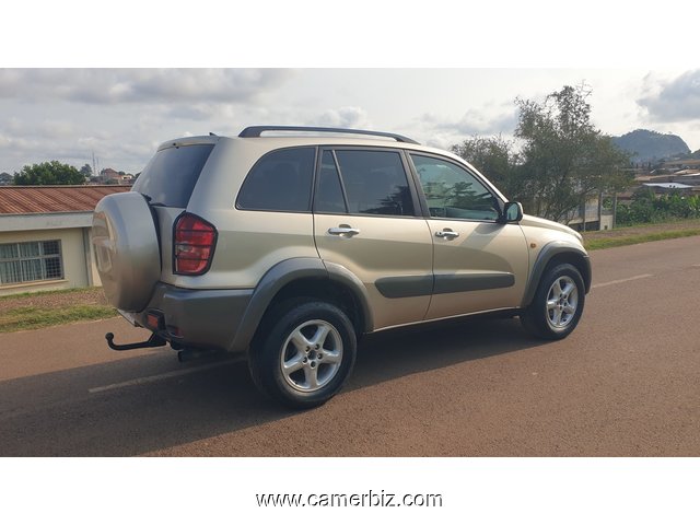 4WD 2004 Toyota Rav4 : YAOUNDE.  - 34481