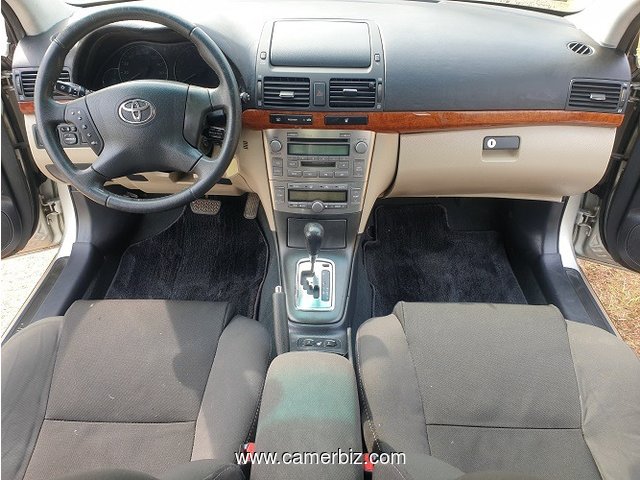 2009 Toyota Avensis Automatique. YAOUNDE.  - 34654