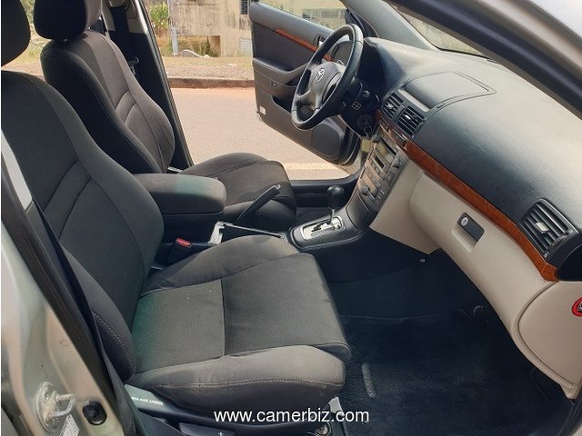 2009 Toyota Avensis Automatique. YAOUNDE.  - 34654