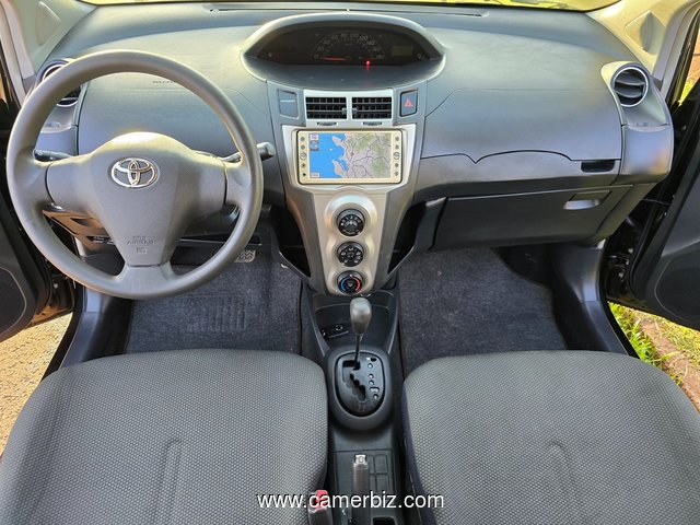 2011-Toyota-YARIS-Automatique. - 34965