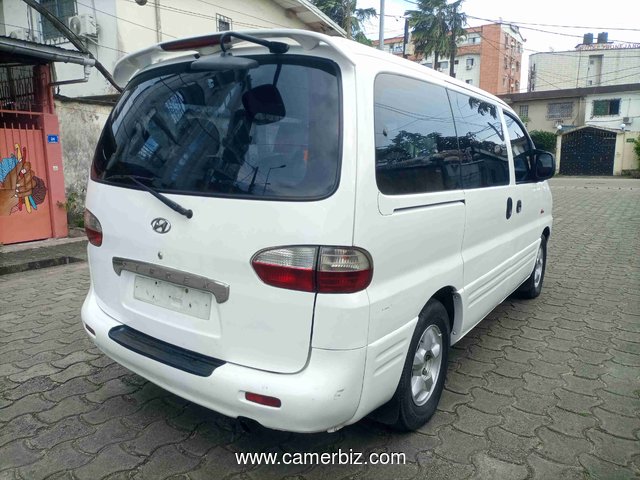 2,900,000FCFA-BUS-HYUNDAI STAREX-EN 10PLACES VERSION 2004-OCCASION DU CAMEROUN-BON ETAT - 35007