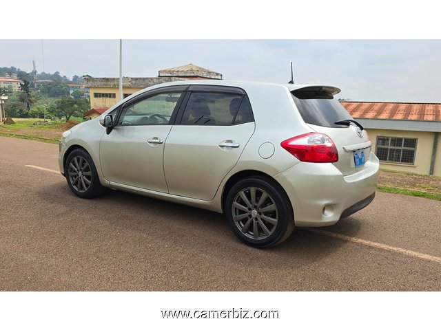  2012 Toyota AURIS Automatique a vendre à YAOUNDE.  - 35030