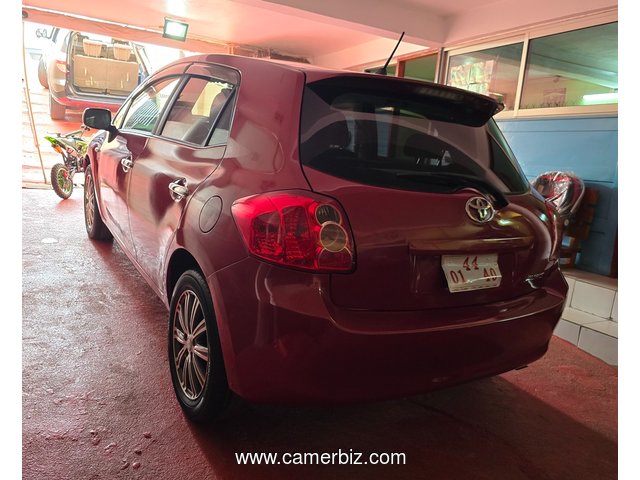 2009 Toyota AURIS Automatique. YAOUNDE. - 35237