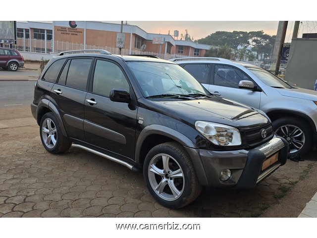 Toyota RAV4 2008 Manuelle 4WD à vendre à Yaoundé - 35254