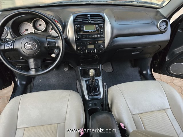 Toyota RAV4 2008 Manuelle 4WD à vendre à Yaoundé - 35254