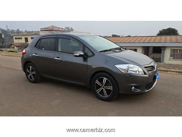 2011 Toyota AURIS Automatique a vendre à YAOUNDE.  - 35274