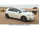 2009 Toyota AURIS Automatique. YAOUNDE. 