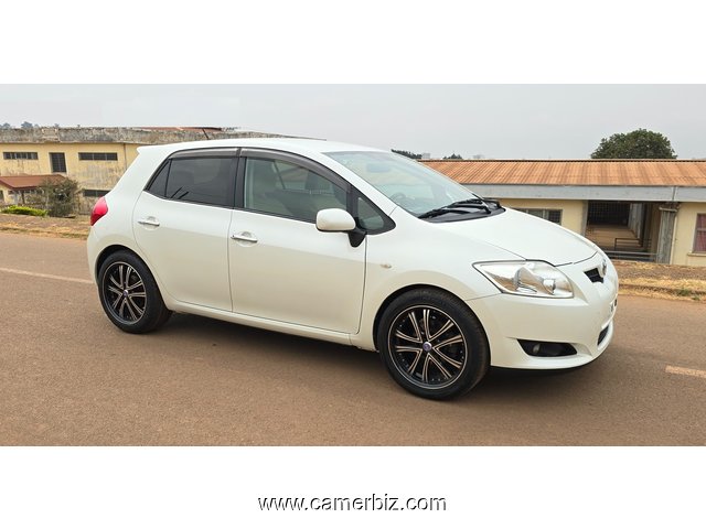 2009 Toyota AURIS Automatique. YAOUNDE.  - 35289