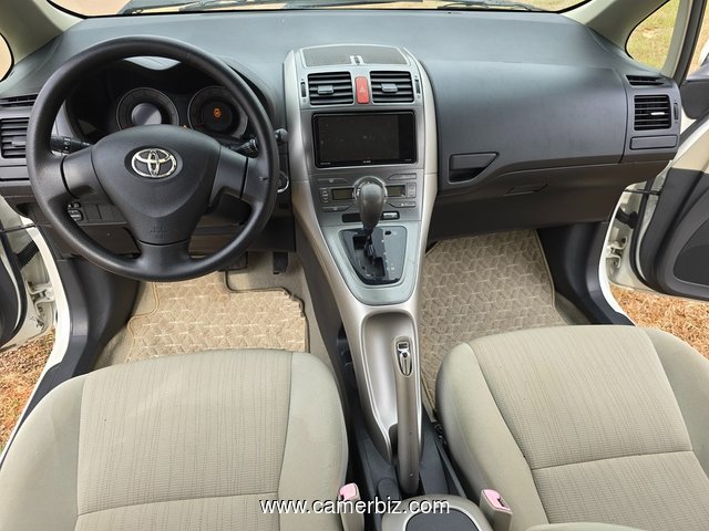 2009 Toyota AURIS Automatique. YAOUNDE.  - 35289