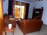 Appartement meublé, climatisé, à louer à Yaoundé, au quartier Santa Barbara.